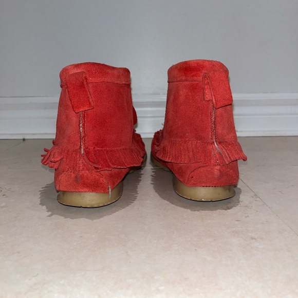 Gorgeous Suede Moccasins - Picture 4 of 7